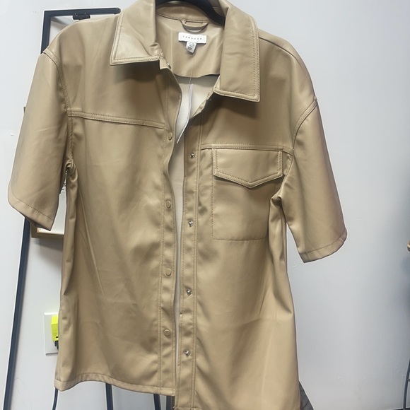 TOPSHOP CREME FAUX LEATHER BUTTON TOP - Picture 4 of 8